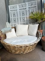 Rattan Lounge mit Kissen für Balkon oder Garten