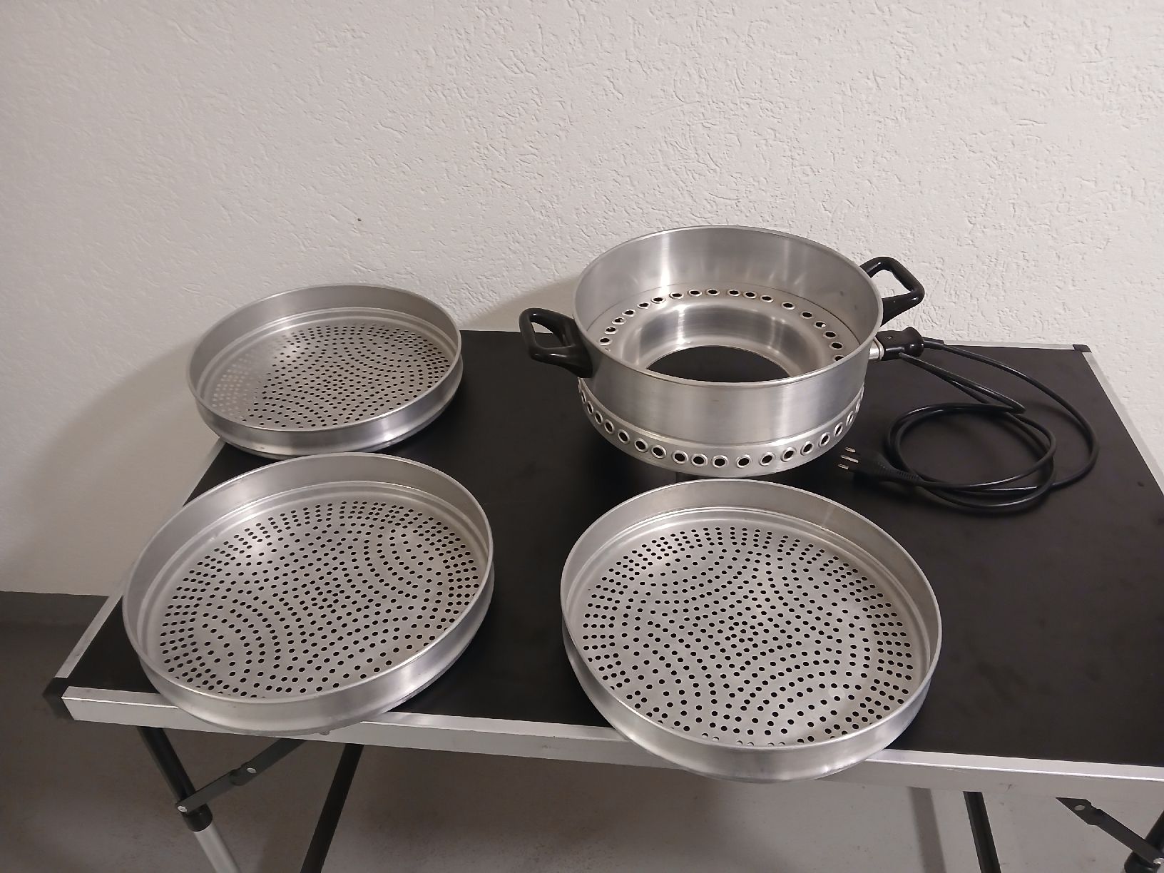 Appareils de cuisine: Dörrex Marco – D'occasion à Rüdtligen par winunan 1