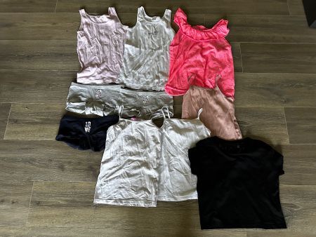 10-teiliges Kleiderpaket für Mädchen Grösse 134/140