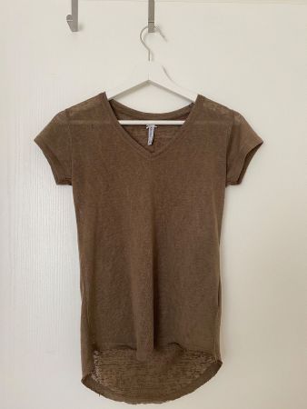 Chicorée shirt brown, a little see through, size XS fits S