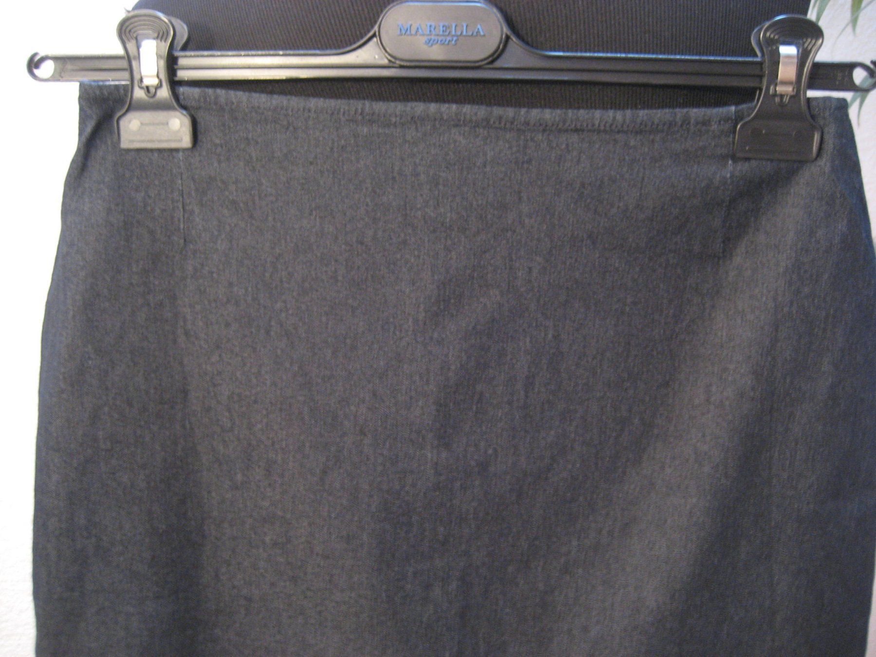 Benetton Röcke: Jupe jeans stretch Benetton taille 40 – Neu (gemäss Beschreibung) aus Delémont von marryb 1