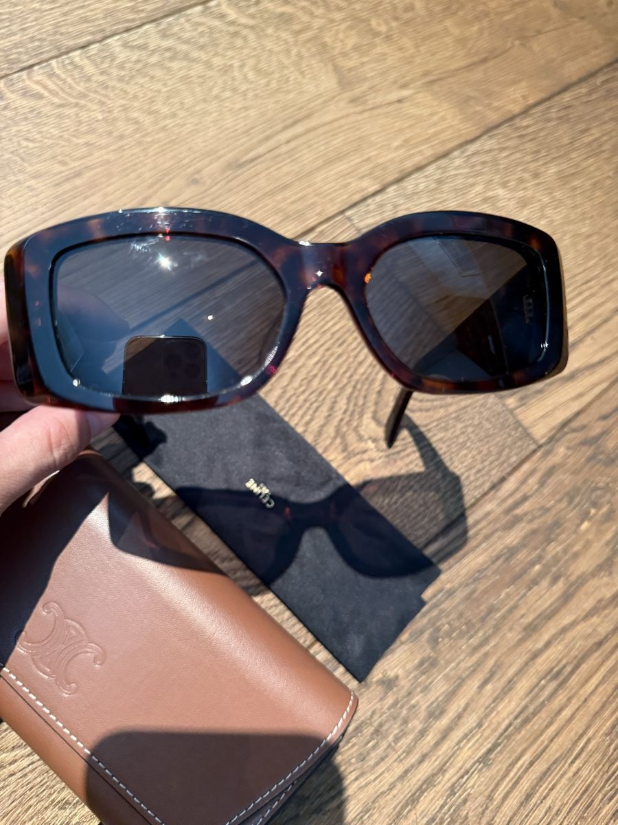 Celine Occhiali & Lenti: Celine Sunglasses Tortoise Shell Case Included New – Usato da Pfäffikon SZ venduto da NicMarKom 2