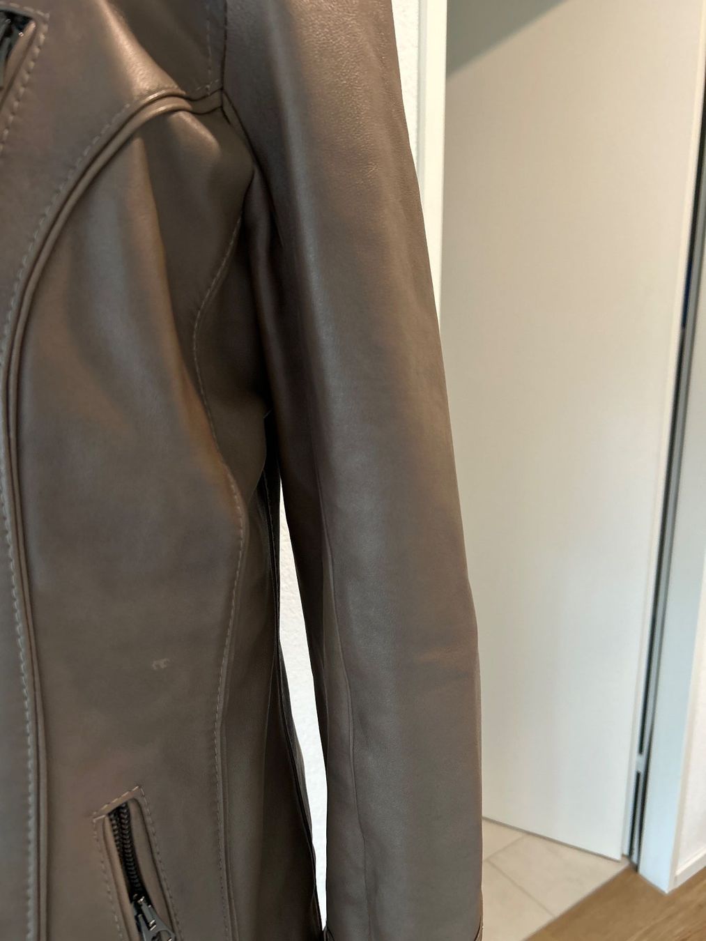 Vestes: Lederjacke braun echt Leder von Vit Moda Gr. IT48 – D'occasion à Brunnen par Nala2929 6