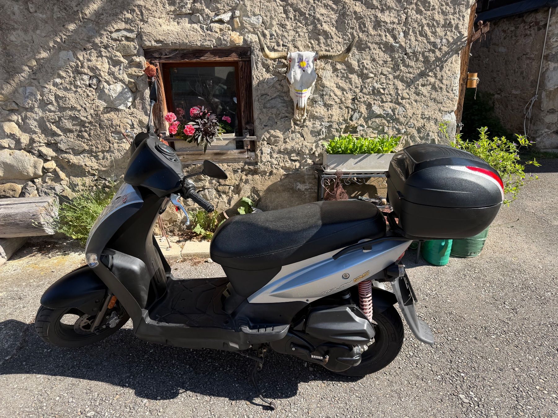 Strada: Roller KYMCO Agility 125 mfk 2025 – Usato da stallikon venduto da Guetze1990