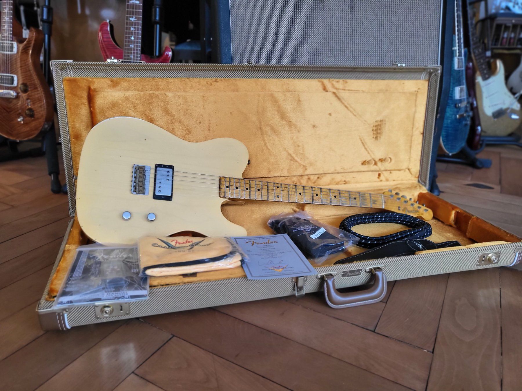 Strumenti musicali: Fender Telecaster Esquire Limited Custom Shop – Usato da pieterlen venduto da AntonelloGuitars 1