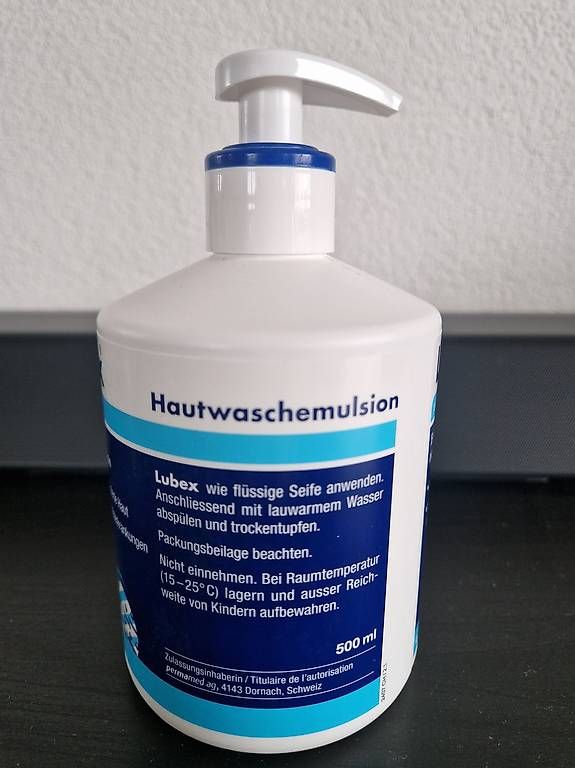 Lubex Cura del viso: LUBEX Hautwaschemulsion pH 5.5 500 ml – Usato da Dübendorf venduto da Olenaaa 1