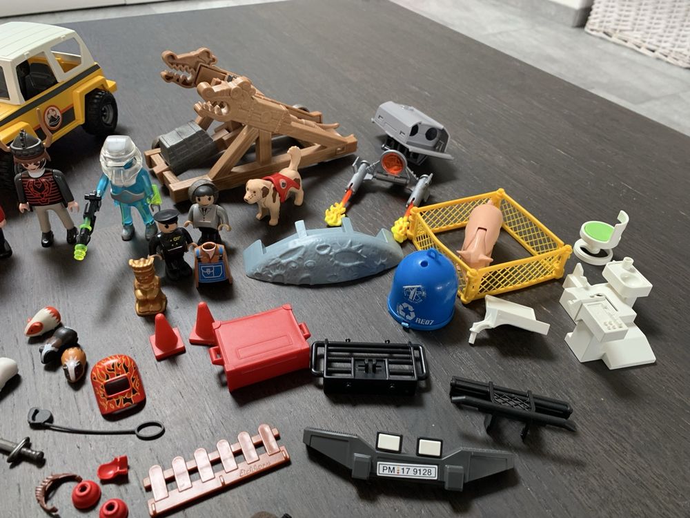Playmobil Jouets: Playmobil Grosser Konvolut Figuren Autos Katapult Ritter Pol – D'occasion à Zunzgen par Viper79 2