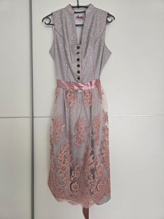 Dirndl, Grösse 40 (Fuchs)