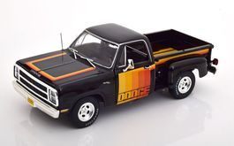 DODGE D150 PICK-M-UP UTLINE 1980 BLACK 1:18 AUTOWORLD