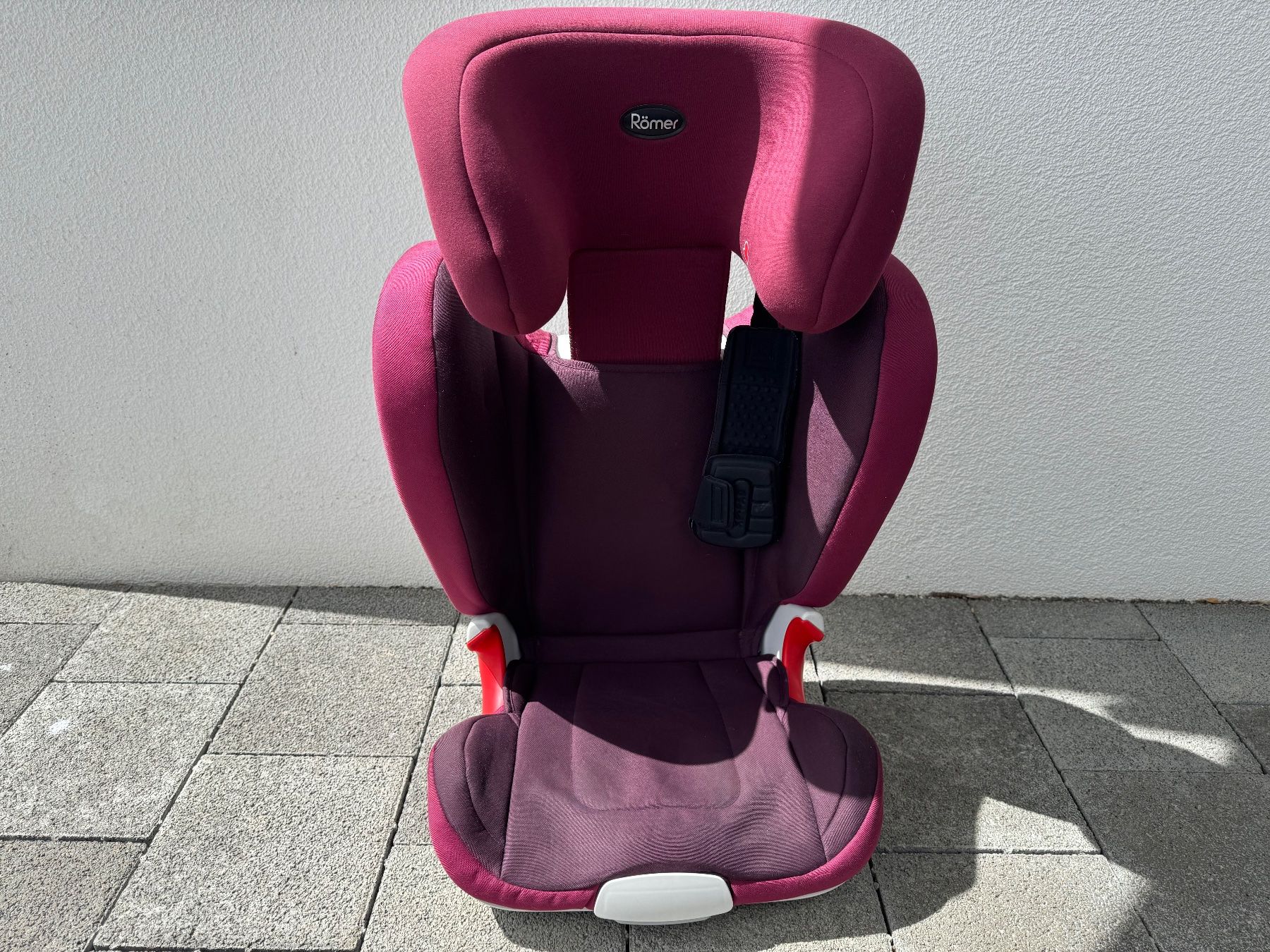 Britax Römer Seggiolini per auto: Römer Autokindersitz mit oder ohne Isofix zu gebrauchen – Usato da Lengnau AG venduto da fullthrust