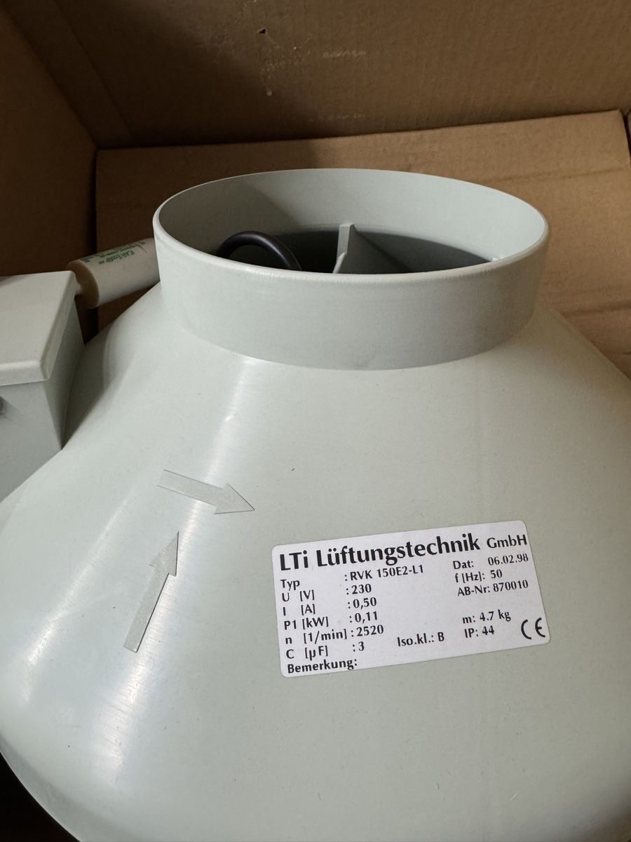 Ventilatori: Rohr Ventilator 25 stk Neu – Nuovo e nell'imballaggio originale da Härkingen venduto da 1S. 2