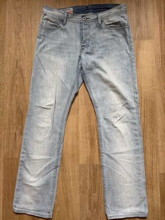 Jeans bleu clair straight fit C&A, t.33/32