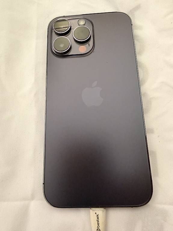 Telefoni cellulari / Smartphones: iPhone 14 Pro Max – Usato da Staufen venduto da Giger95 1