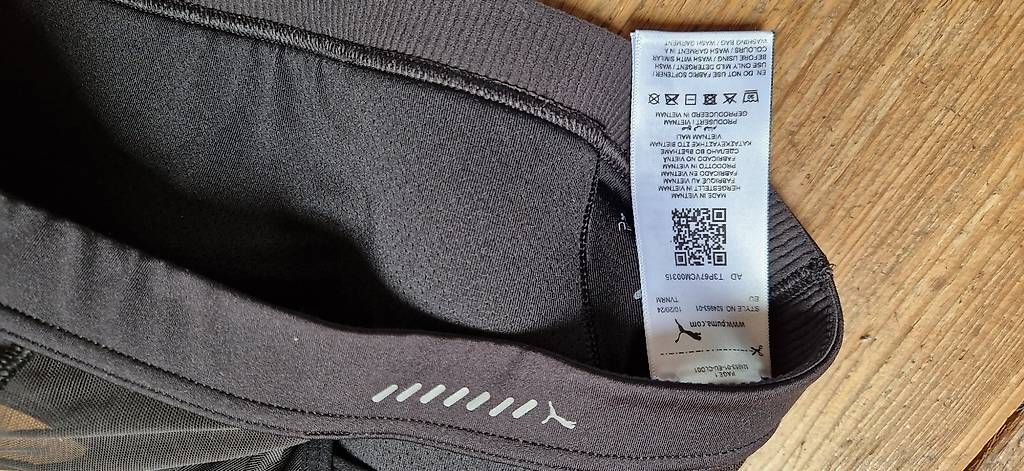 Puma Altra biancheria intima: Sport-BH Puma Schwarz Gr. M – Usato da Zürich venduto da ninni_me 2