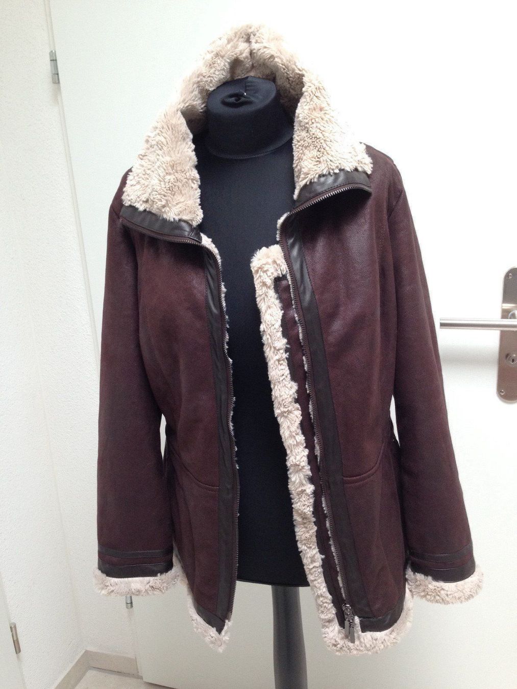 Jacken: Jacke Übergangsjacke mit Kunstfell braun – Gebraucht aus Glattpark (Opfikon) von Pangie 3