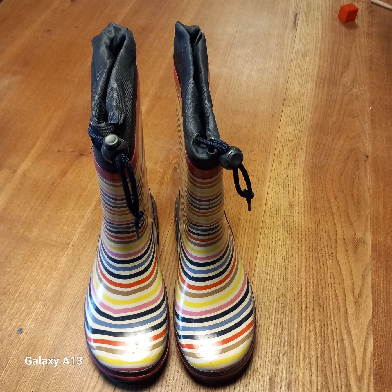 Scarpe per ragazze: Bottes de pluie 33 – Usato da Courrendlin venduto da tititchoun 2