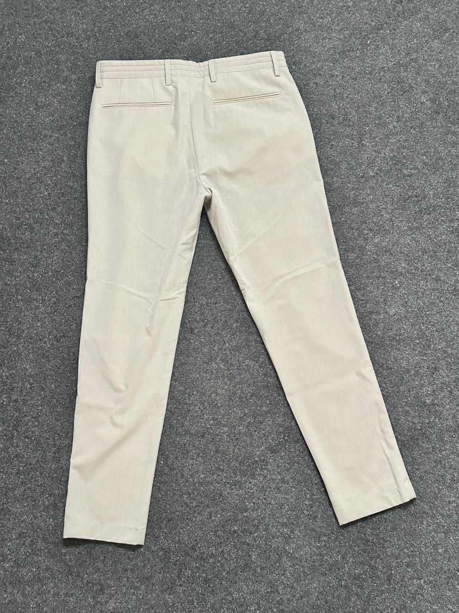 Pantaloni: Celio Stoffhose T38 = ca. Grösse 30  – Usato da Diepoldsau venduto da 5surfer 2