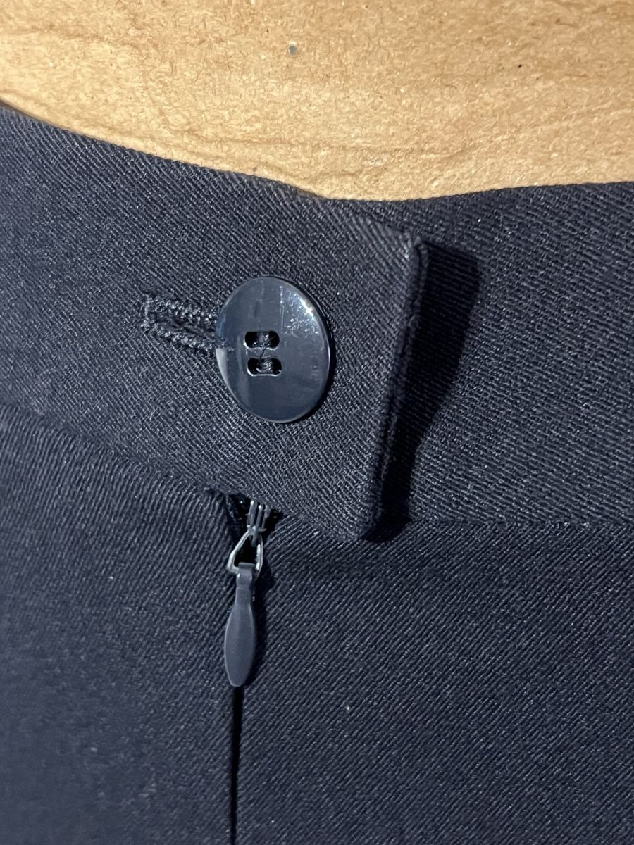 Escada Jupes: Jupe crayon en laine Escada – D'occasion à St-Pierre-Clages par ste_xk6p 3
