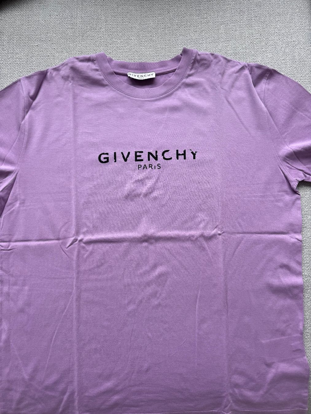Givenchy T-shirt: Getragenes Givenchy Oversized T-Shirt Gr. SX – Usato da Herrliberg venduto da jan_lp69 1