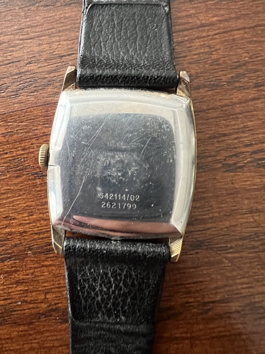 Universal Genève Orologi: Montre Universal Genève – Usato da Estavayer le lac venduto da D00o 2