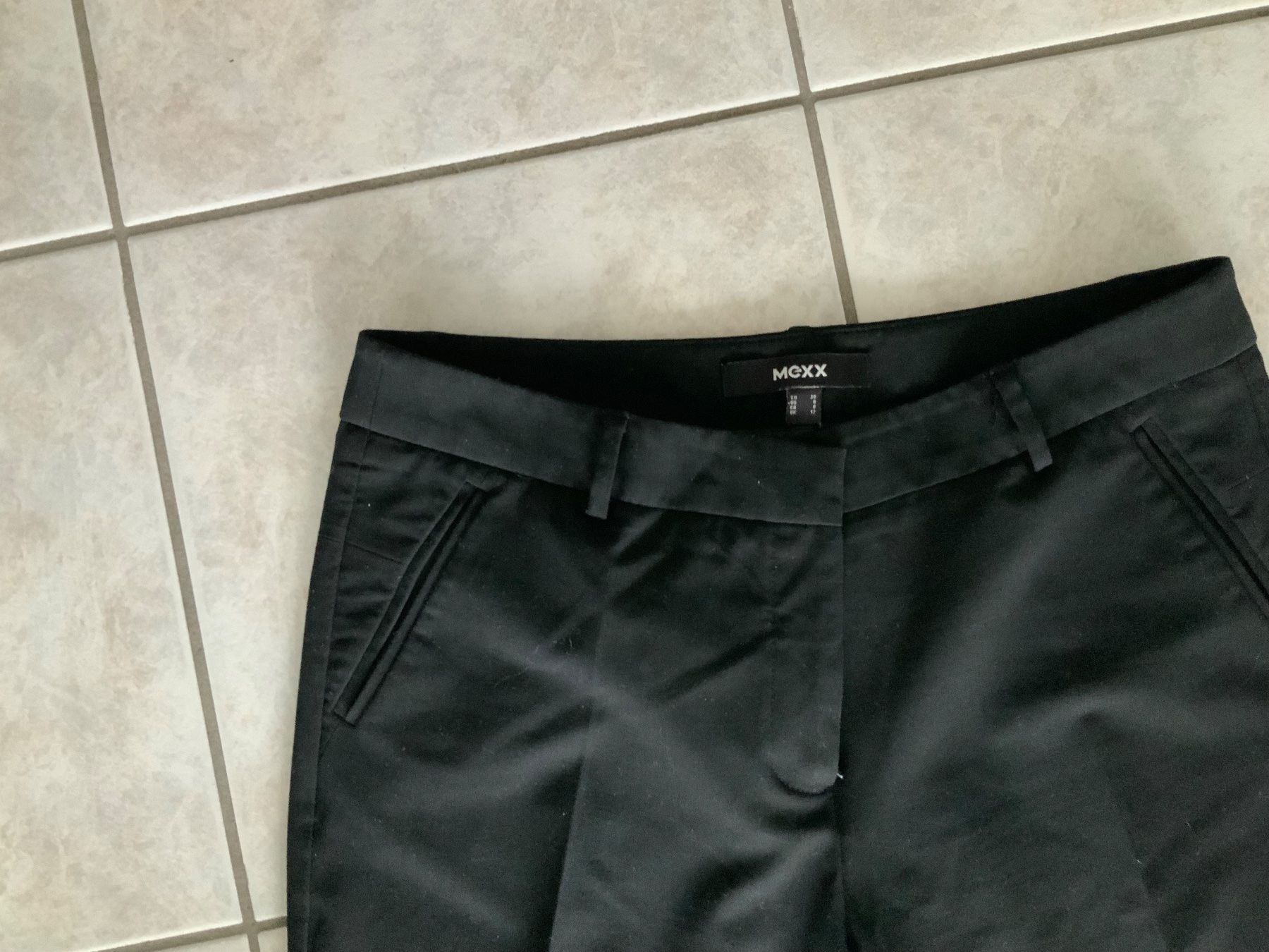 Mexx Pantaloni: Damen Hose Mexx S/M – Usato da Kappel venduto da Mya986 1