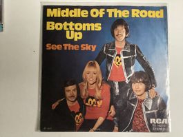 Middle Of The Road Single - Bottoms Up / See The Sky