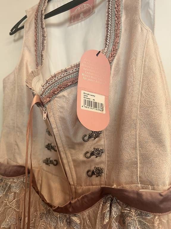 Dirndl stockerpoint Gr 46 neu (Neuf avec emballage d'origine) à ...