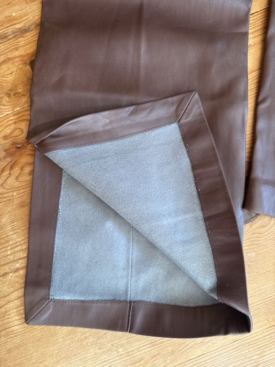 Pantaloni: MNG Lederimitat Hose braun Gr. 34 – Usato da Mauren venduto da ducducturi 4