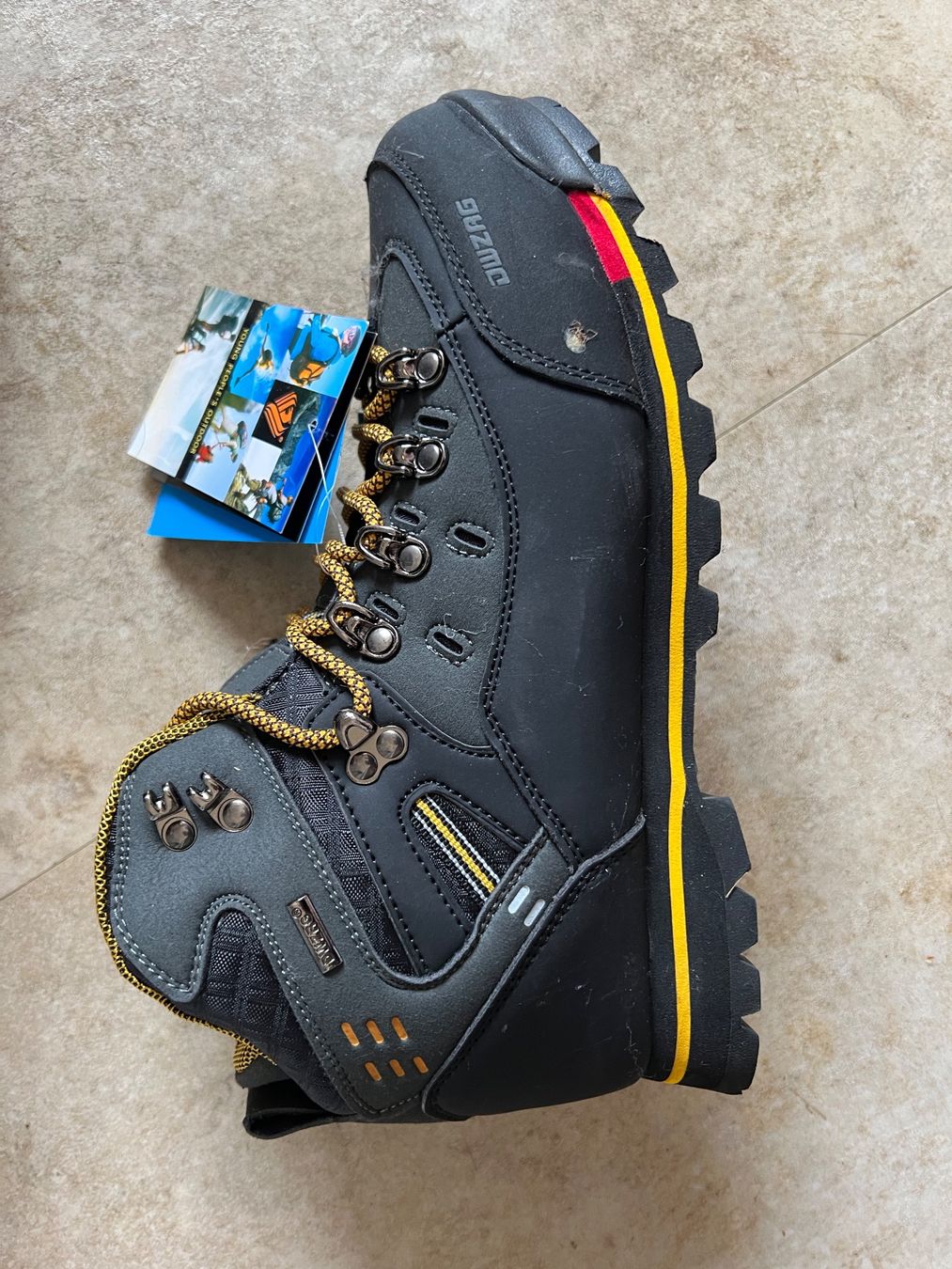 Herrenschuhe: Chaussures de montagne – Neu und originalverpackt aus Courrendlin von john777 1