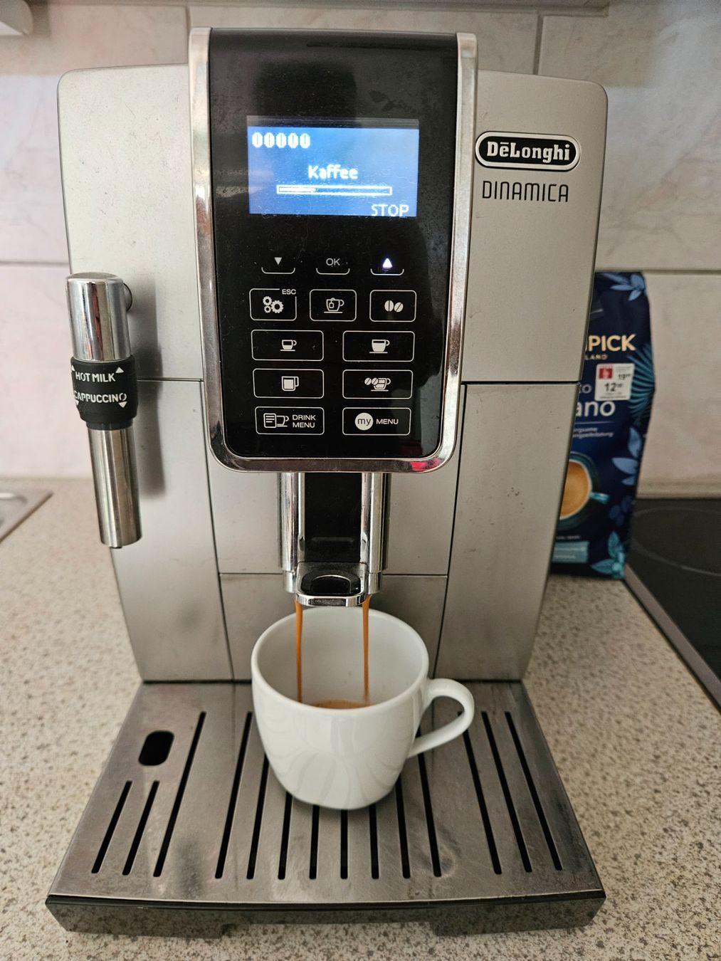 De'Longhi Macchine per caffè & Macchine per espresso: DeLonghi ECAM350.35.SB – Usato da Zürich venduto da mimi_zh 6