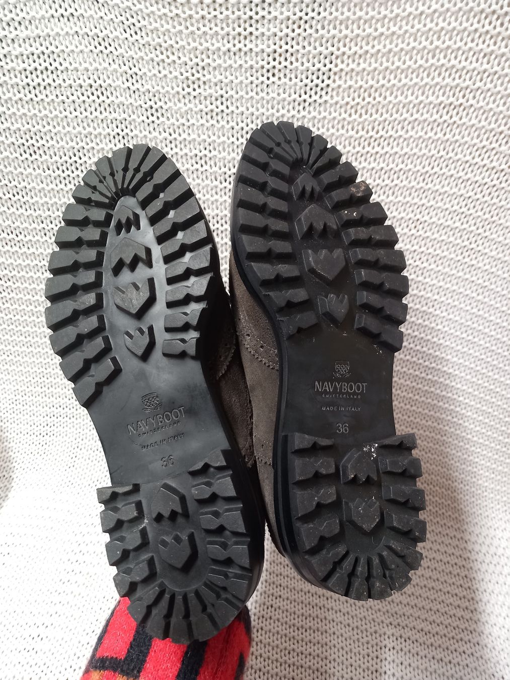 Navyboot Scarpe da donna: Navyboot Wildlederschuhe (Budapester) Gr. 36 – Usato da Gwatt (Thun) venduto da umwelt-brocki 5