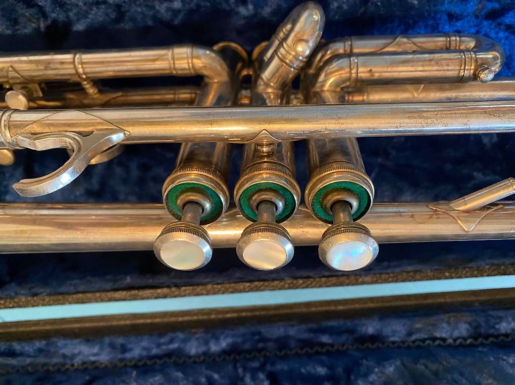 Strumenti musicali: Trompette argentée marque COUESNON – Usato da Bassecourt venduto da reggilou01 3