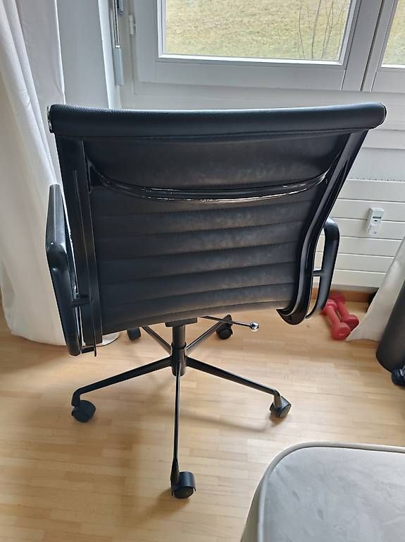 Sedie: Eames Aluchair replica Bürostuhl – Usato da Zürich venduto da style-and-design.zh 2
