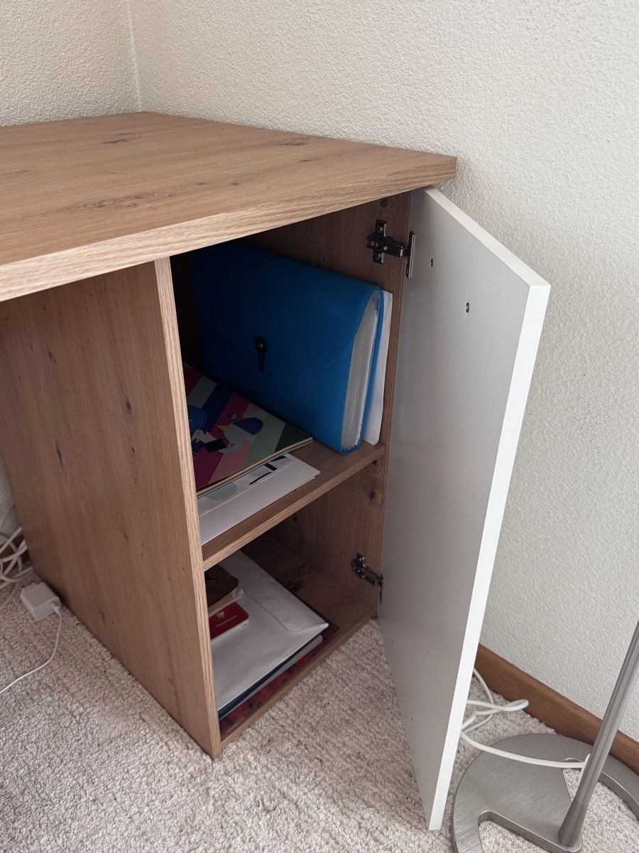 Conforama Scrivanie: Desk / Schreibtisch – Usato da Bern venduto da ilj_8ckn 2