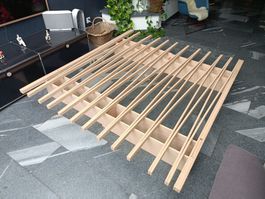 Tojo V-Bett
