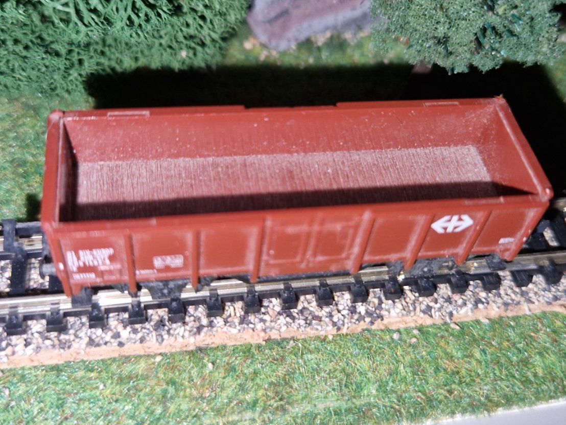 Modellini di ferrovie: SBB Güterwaggon ohne Kohle Spur N Arnold? – Usato da Unterengstringen venduto da Kab81 1