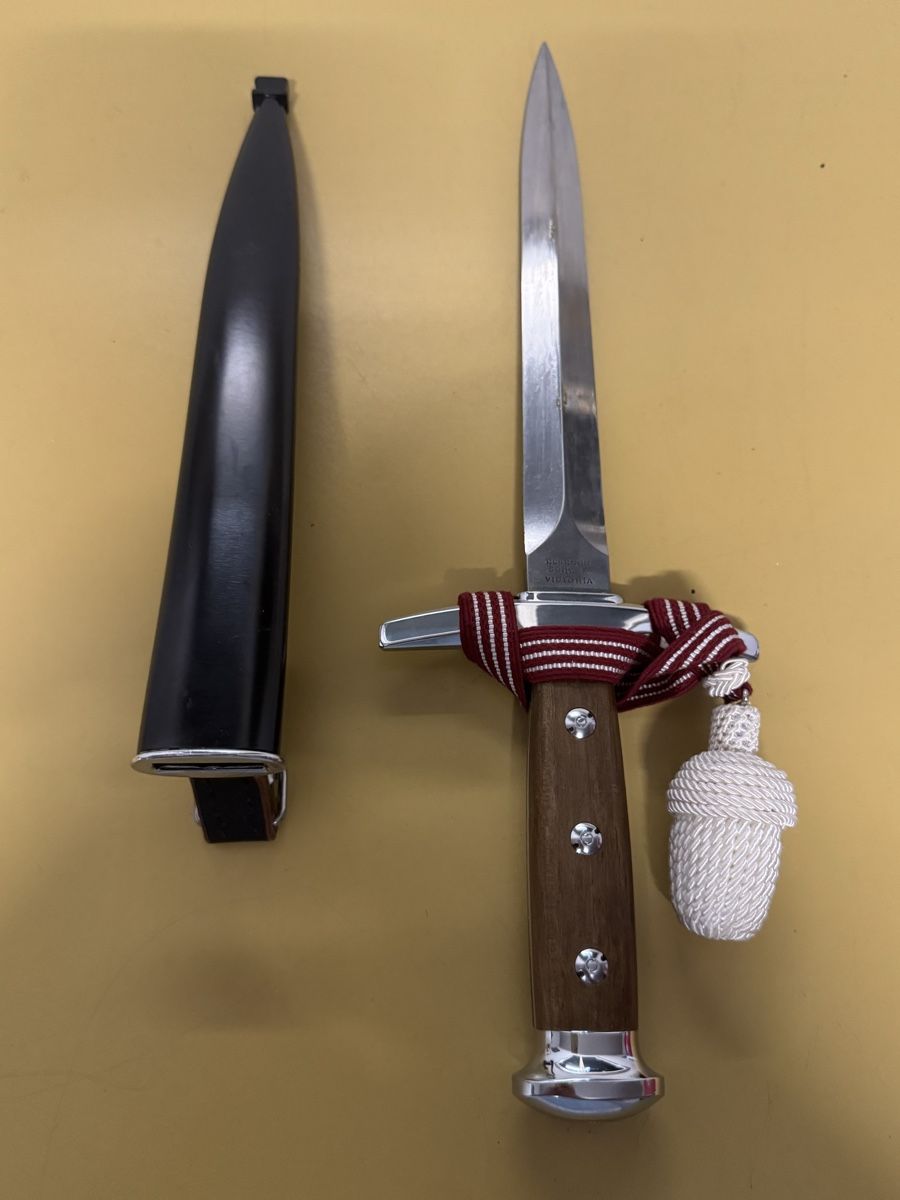 Victorinox Coltellini militari: Schwyz Victoria  – Usato da Schlieren venduto da Freundlich02