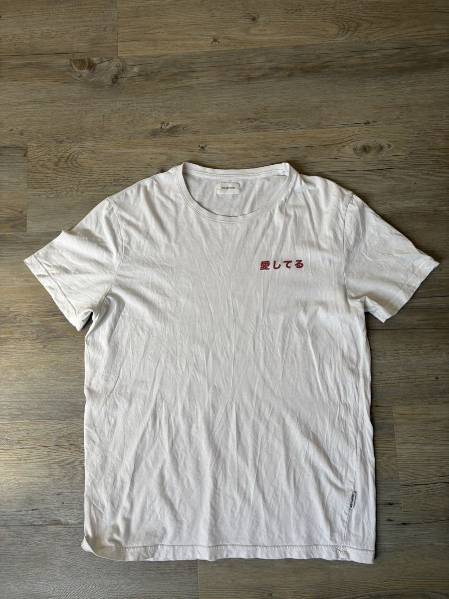 T-shirt: Tshirt – Usato da Schaffhausen venduto da lua_9yfq