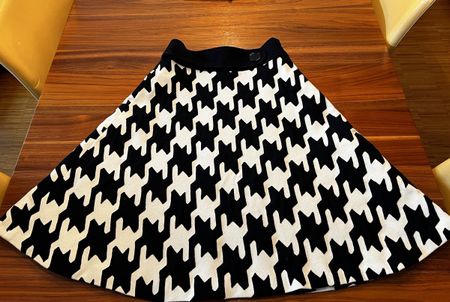 Akris Punto Rock Gr. 32 / 2 Wolle Angora Kaschmir im Karomus