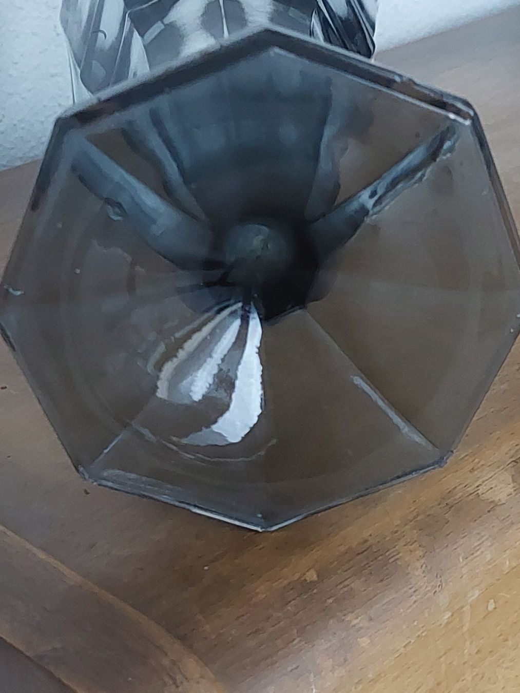 Vasen & Gefässe: Art Deco Pressglas Vase rauchgrau – Gebraucht aus Hergiswil NW von maiette-23.N 5