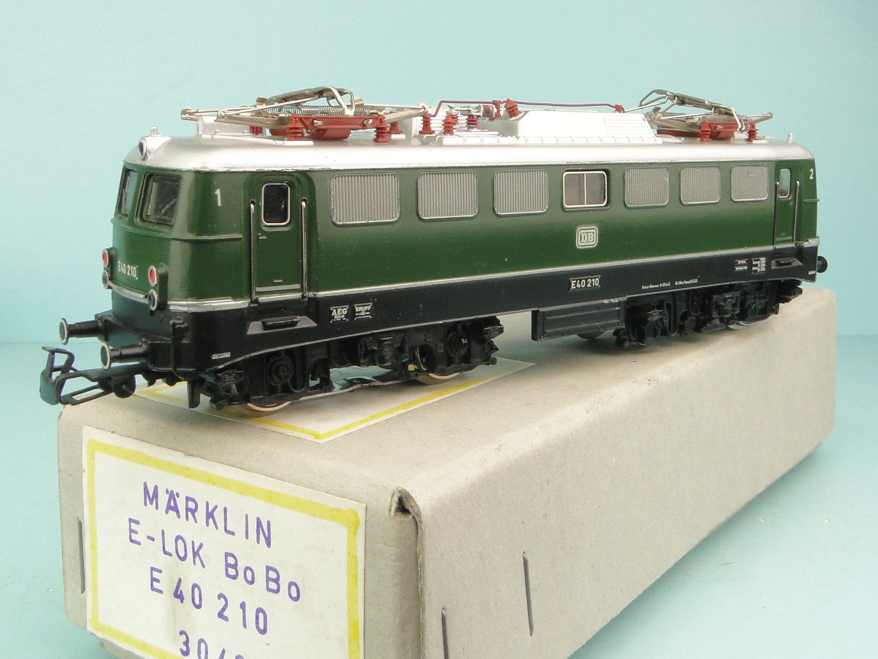 Märklin Modellini di ferrovie: Märklin 3030 DB BR E40 Grün – Usato da Bülach venduto da cann11