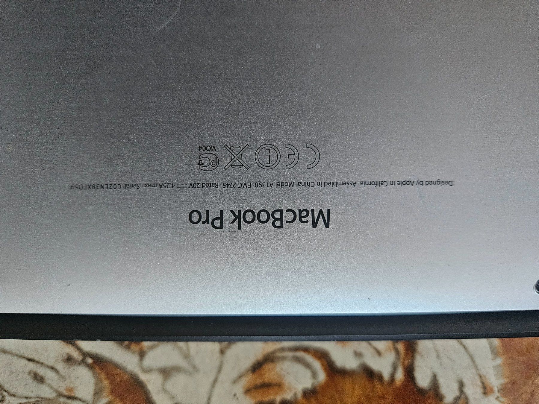 Apple Notebooks: Macbook Pro défectueux pour pièces – Defekt aus Fontaines-sur-Grandson von akell 8