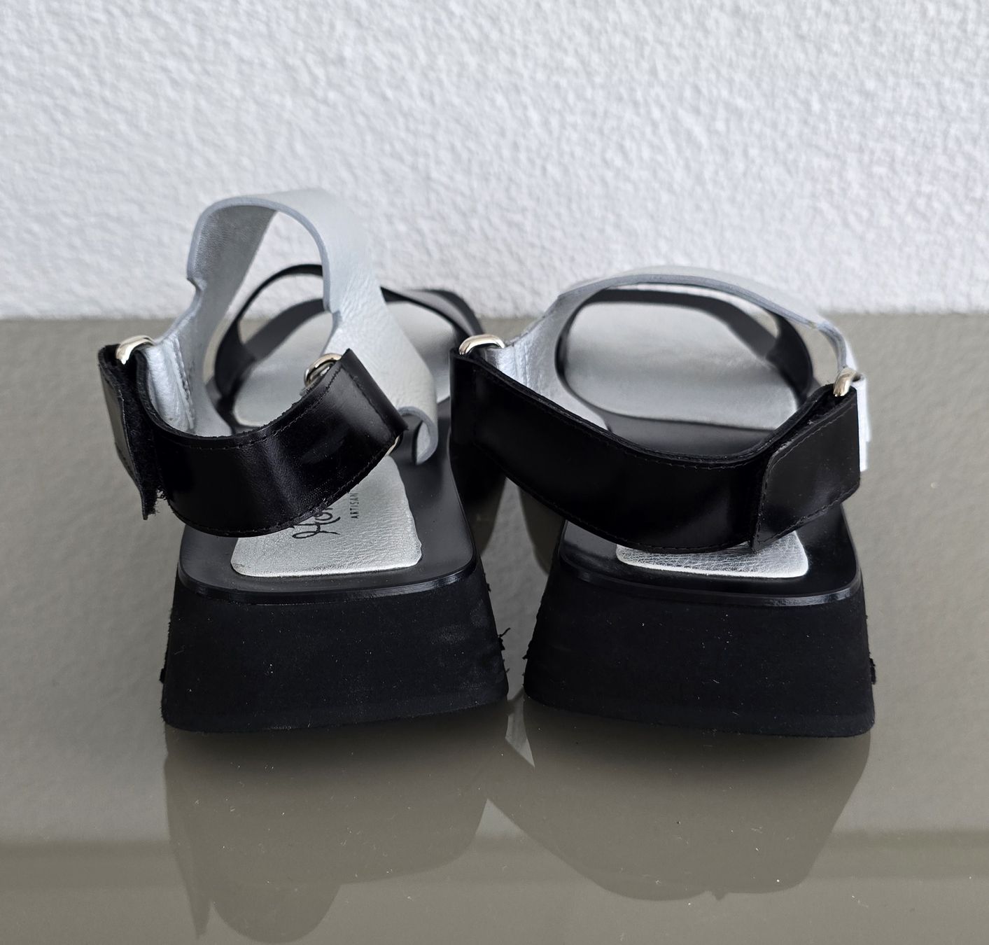 Scarpe da donna: Sandale Homer's 36 schwarz/Silber Leder – Nuovo e nell'imballaggio originale da Untereggen venduto da cla_kb2w 2
