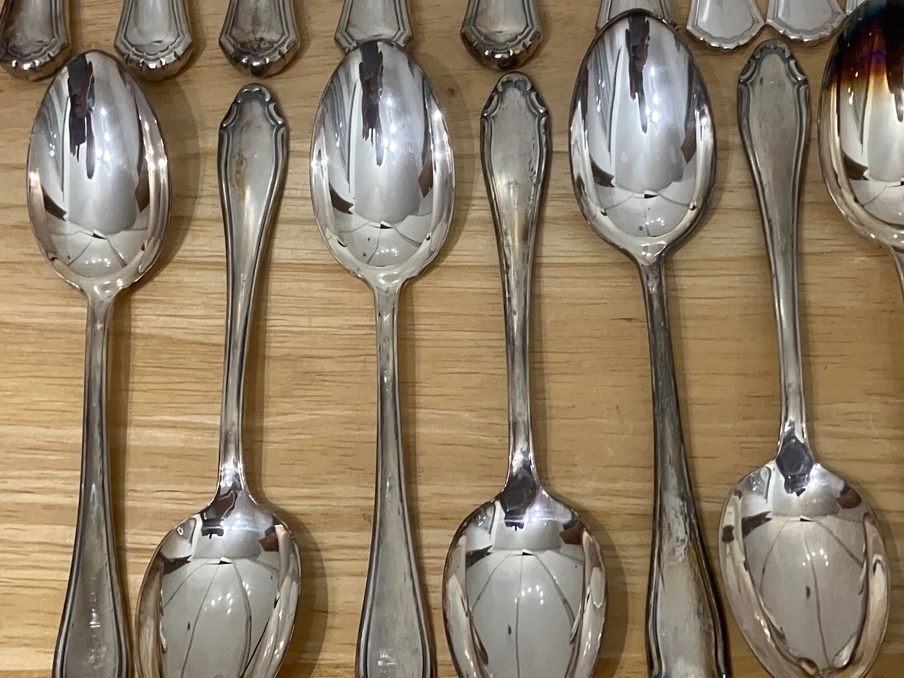 Bestecksets: Silberbesteck Set  Messer Gabel Löffel – Gebraucht aus Frick von  4