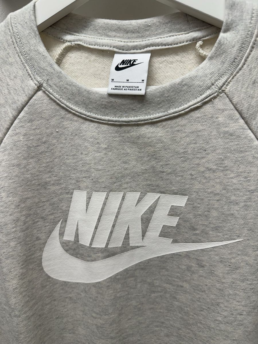 Nike Maglioni & Felpe: Nike Pullover Neu Gr:M – Nuovo (secondo la descrizione) da Sevelen venduto da Stopglobal. 2