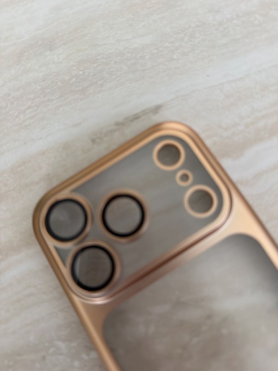 Apple Cover & Protezioni schermo: iPhone17 Pro case. Gold Framed with Transparent bac – Nuovo e nell'imballaggio originale da Paradiso venduto da Ixaya.studio 1