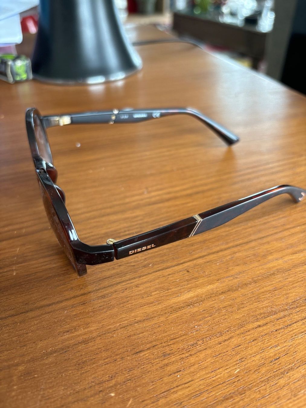 Diesel Lunettes & Verres: Lunettes de soleil Diesel – D'occasion à Genève par bha_jcf5 1