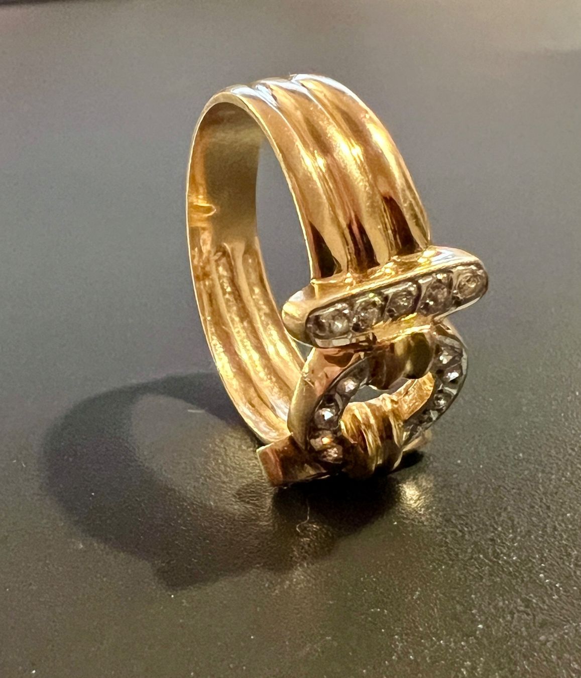 Anelli: Gold-Ring 18 K mit weissen Saphiren – Usato da Chur venduto da Penting1935 5