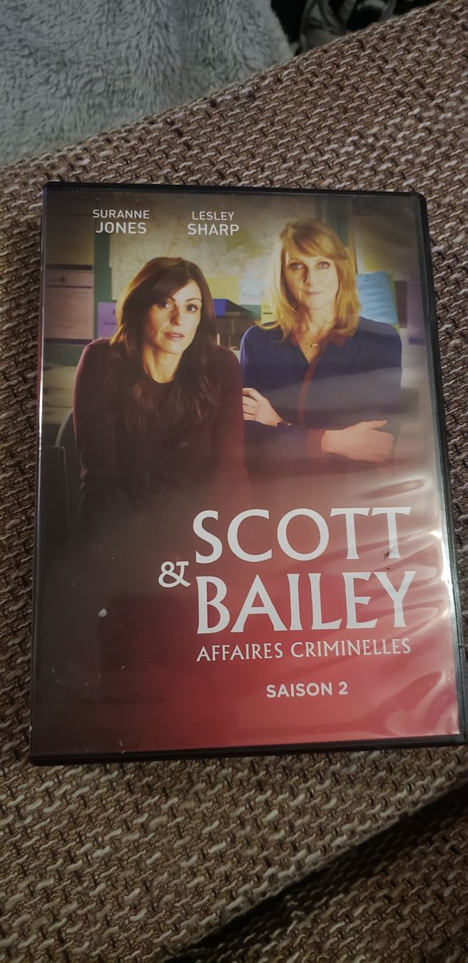 Tutti i DVDs: Scott & Bailey saisons 1 à 3 – Usato da Le Séchey venduto da Jill93 2