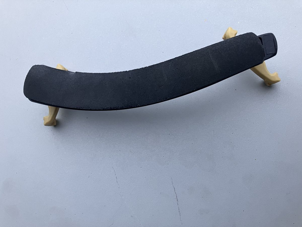 Strumenti musicali: KUN 4/4 shoulder rest – Usato da sion venduto da orchikorchik 1